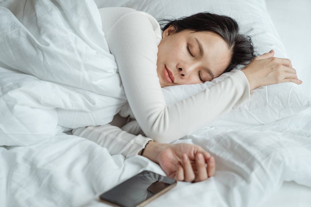 tips cara mudah tidur malam lebih lena